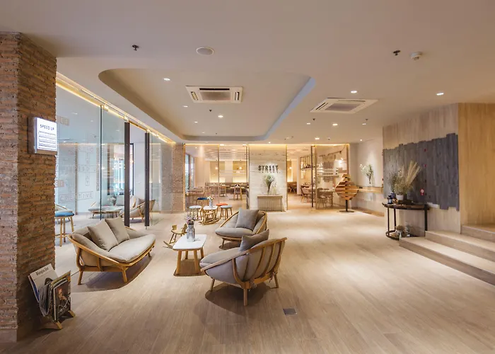 Clef Hotel Bangkok