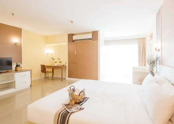Clef Bangkok